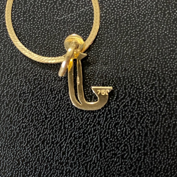 18K Authentic Gold Pendant Only. - Picture 3 of 4